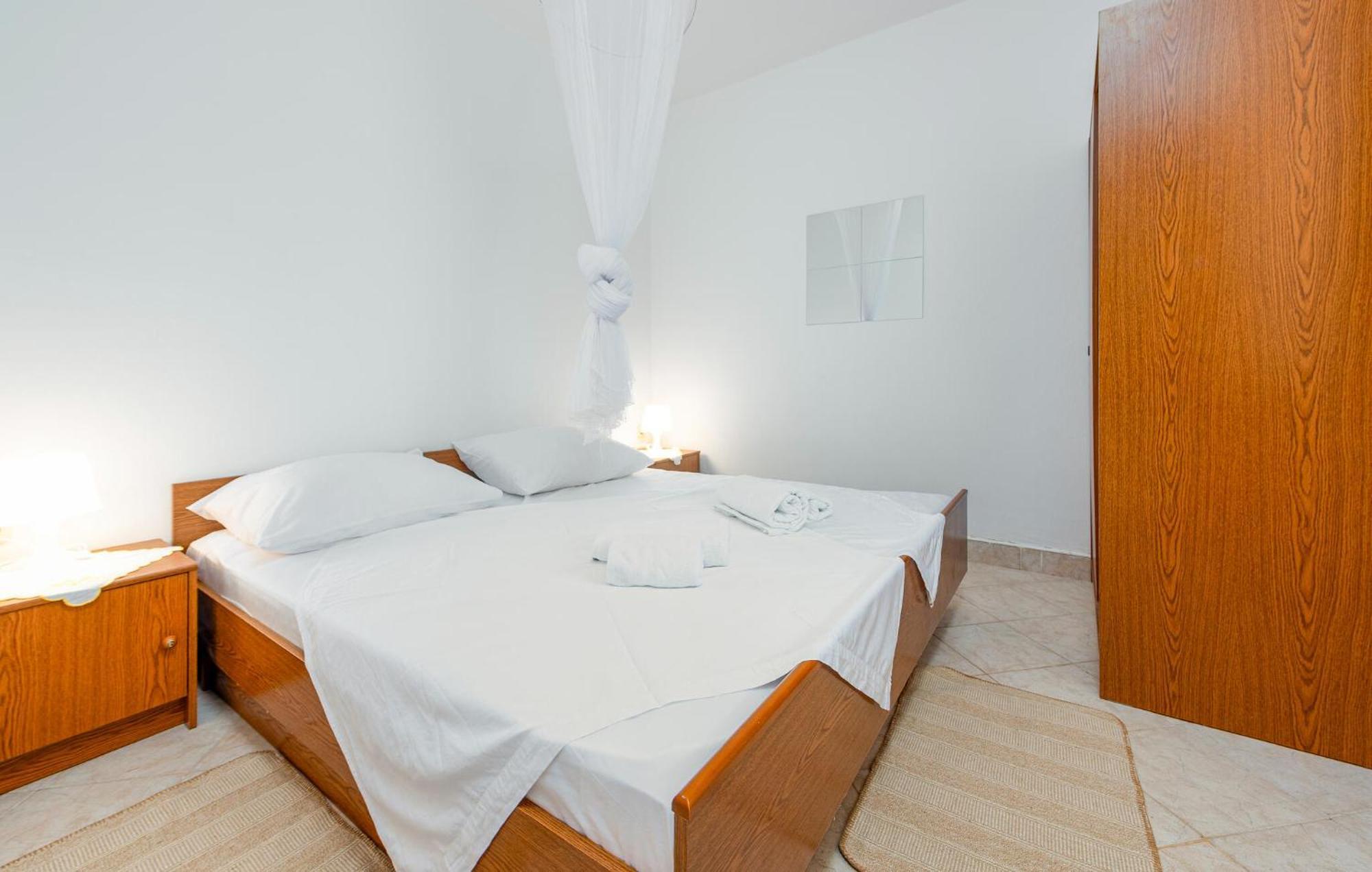 Beautiful Home In Novalja With Wifi Exterior foto