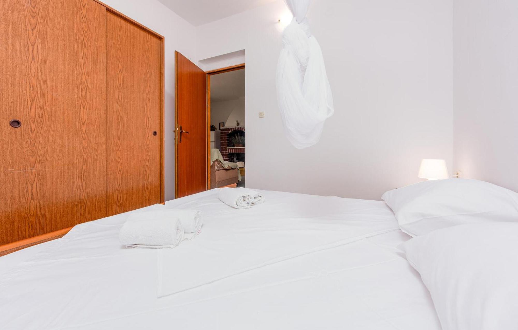 Beautiful Home In Novalja With Wifi Exterior foto