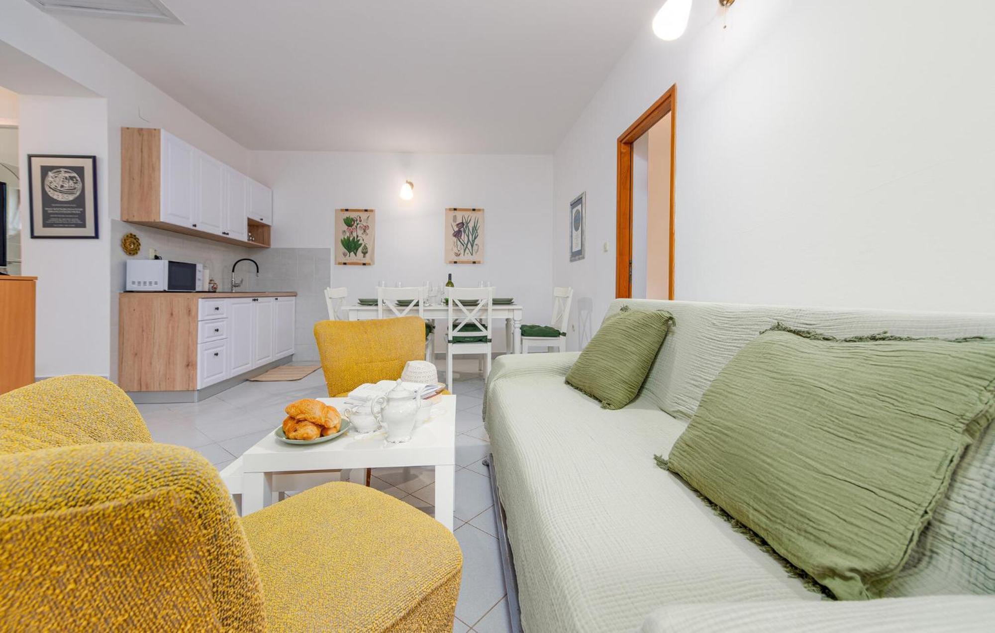 Beautiful Home In Novalja With Wifi Exterior foto